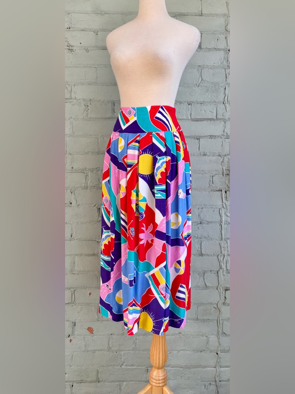 Vintage 1980s Colourfup Novelty Beach Print Pleated Midi Skirt - Picture 3 of 12